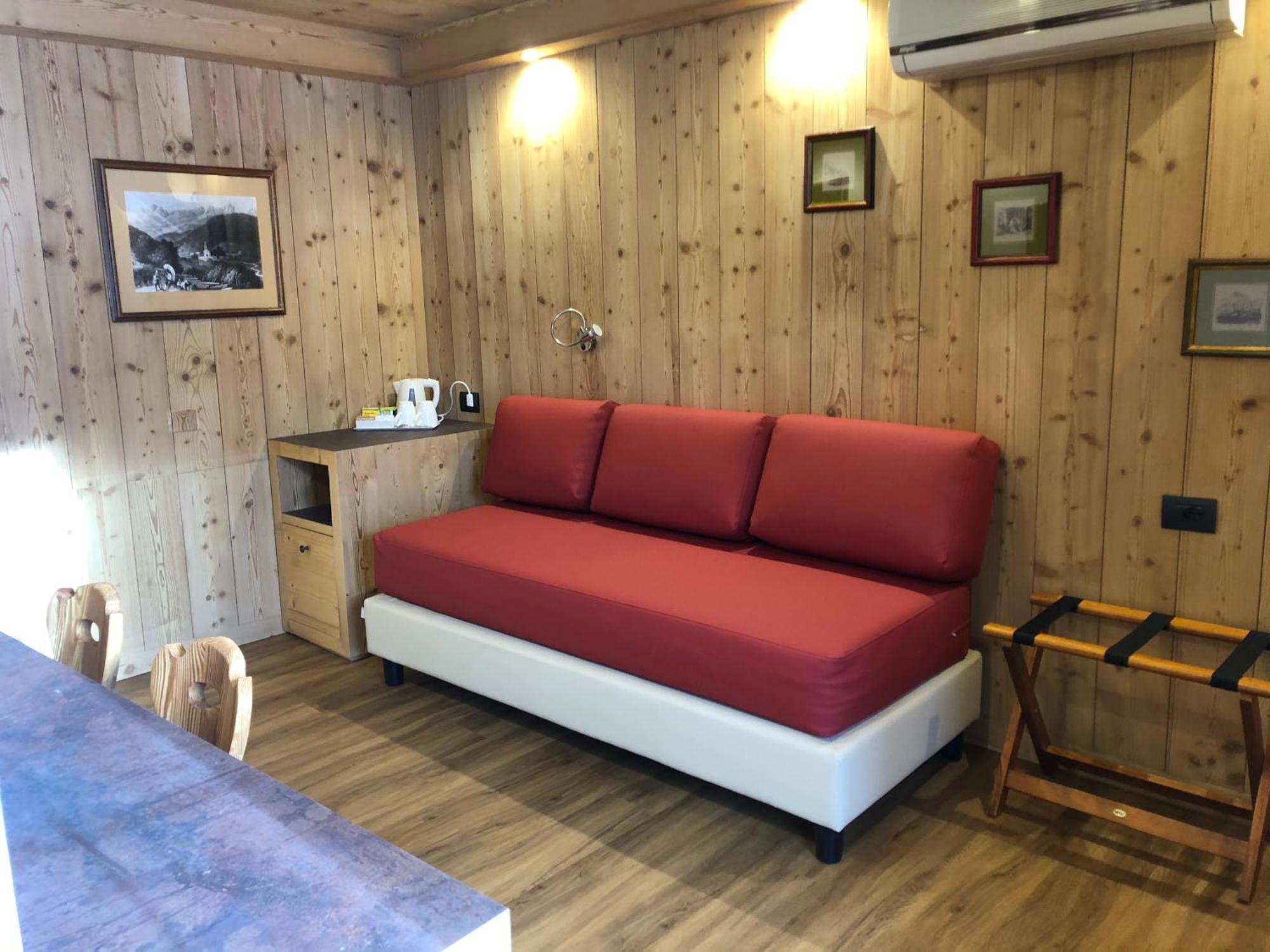 白塔弗莱那住宿加早餐旅馆 科尔蒂纳丹佩佐 外观 照片